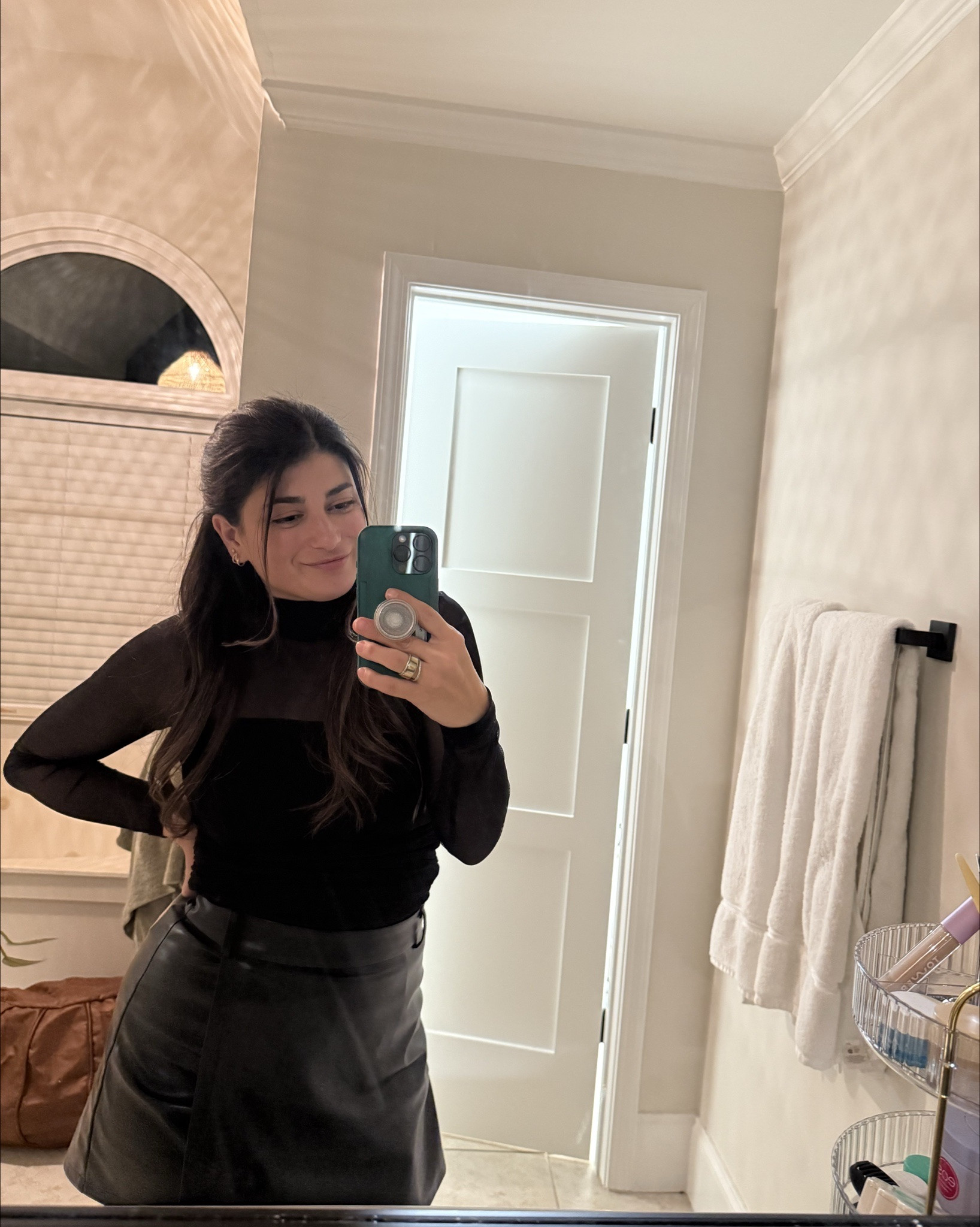 Christmas Party 🍾

#LTKFindsUnder50 #LTKHoliday