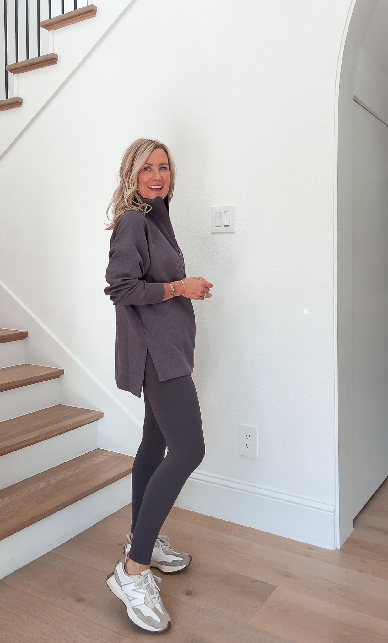 Spanx Black Friday sale is here! 30% offsite wide!

Top: small
Leggings: small 

#LTKSaleAlert #LTKCyberWeek #LTKOver40