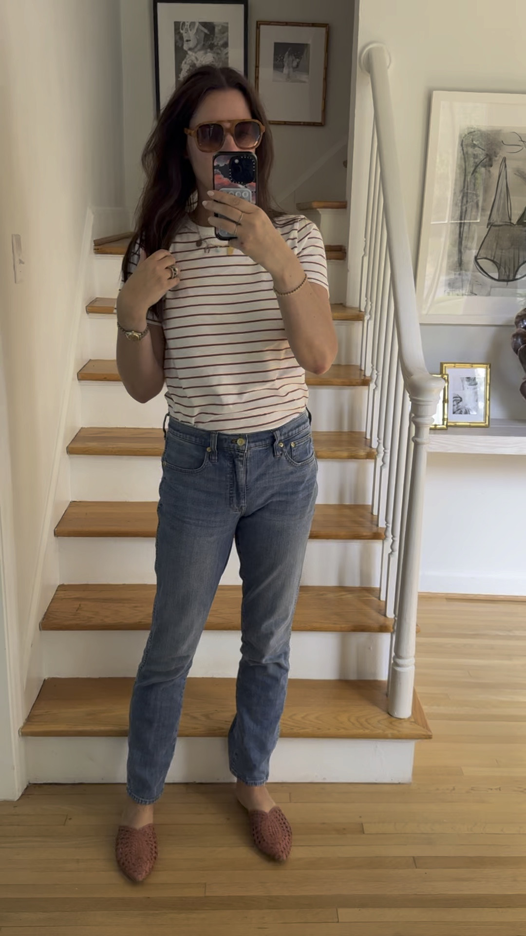 Mom unifrom! Super easy and still put together 

Wearing a 29 in the denim 
Med in the tee 
Necklace is handmade with a kit from Amazon but linking some fun ideas! 