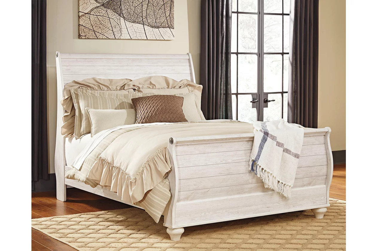 Willowton Queen Sleigh Bed | Ashley Homestore