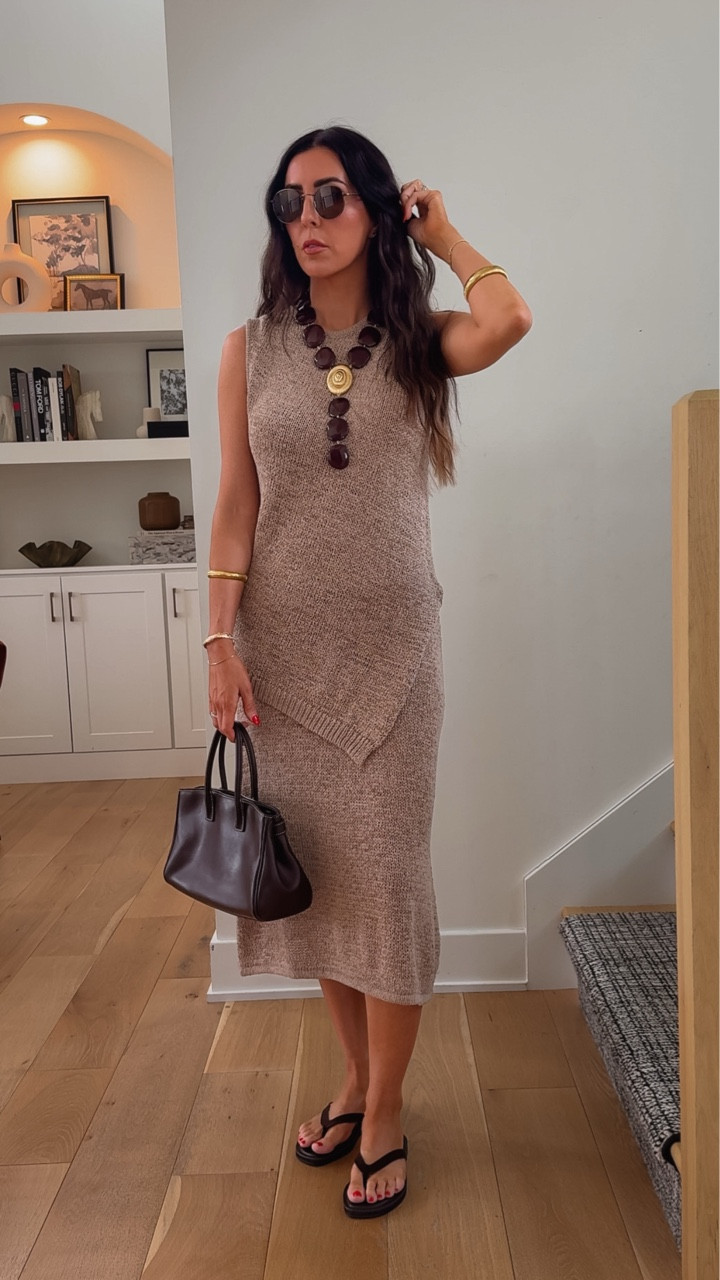 Wearing a size small in the top and bottom! This set is SO comfy! Love the fit and style of it but may exchange for a XXS to really see that aysemmtrical look on the top. 

Zara finds, Zara fashion 



#LTKgrwm #LTKootd #LTKSaleAlert