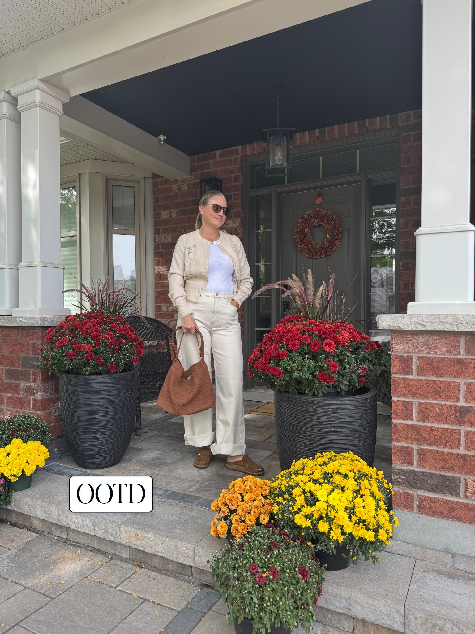 Fall transitional style! Wearing a S in my cardigan, M in my tank and a 30 in my jeans! 