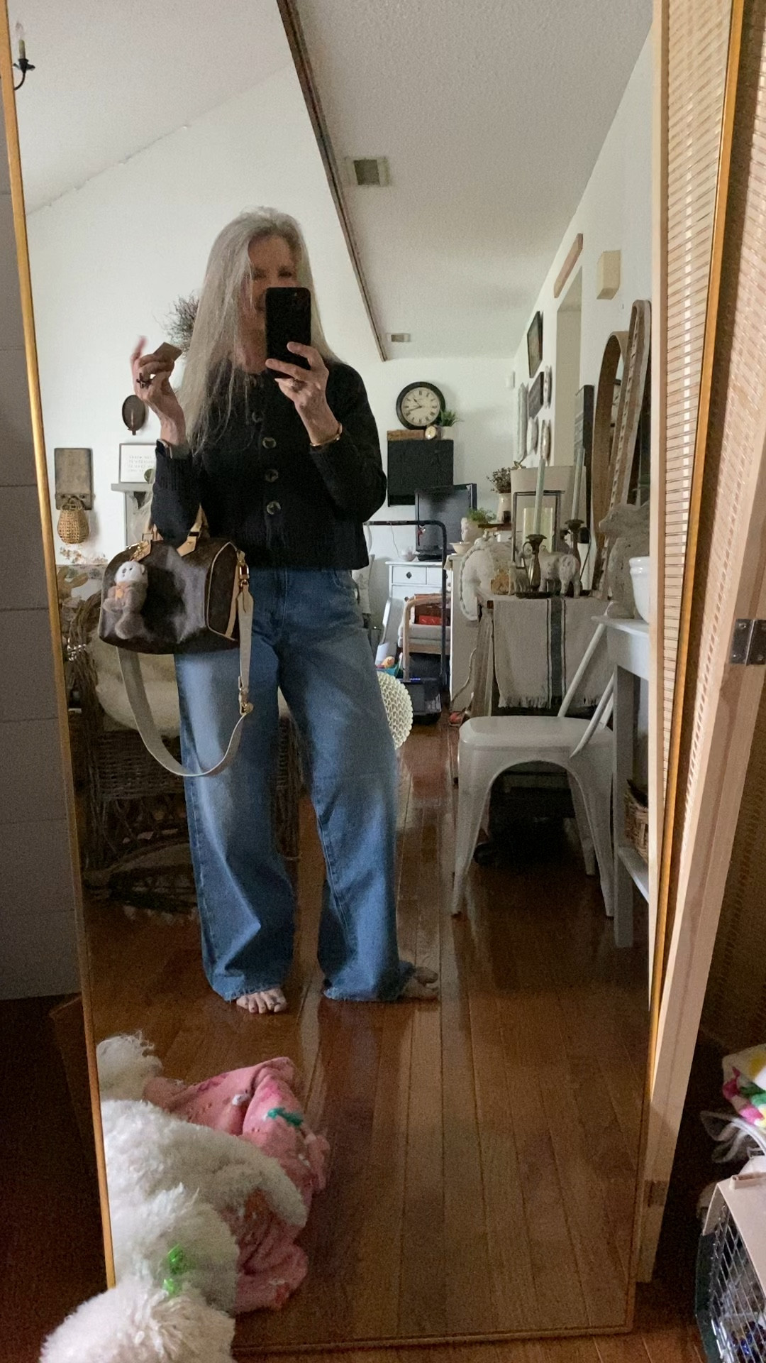 The jeans are tts, sweater medium 🤗

#LTKootd #LTKTravel #LTKdayinmylife