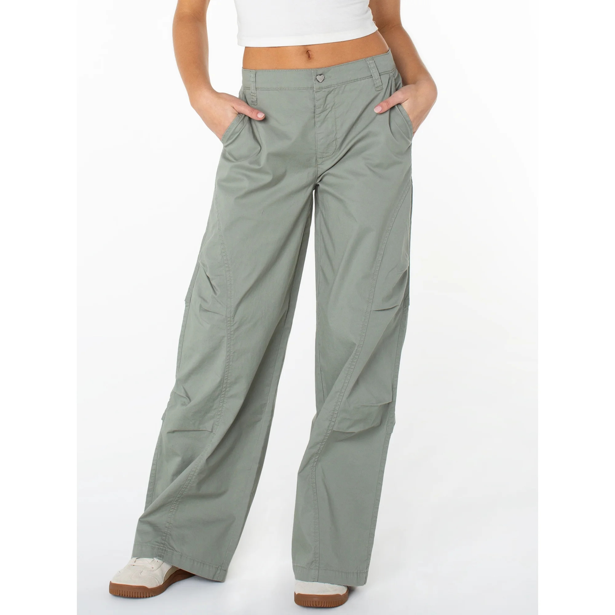 Celebrity Pink Women's and Women's Plus Wide Leg Cargo Pants, Sizes XS-4X | Walmart (US)