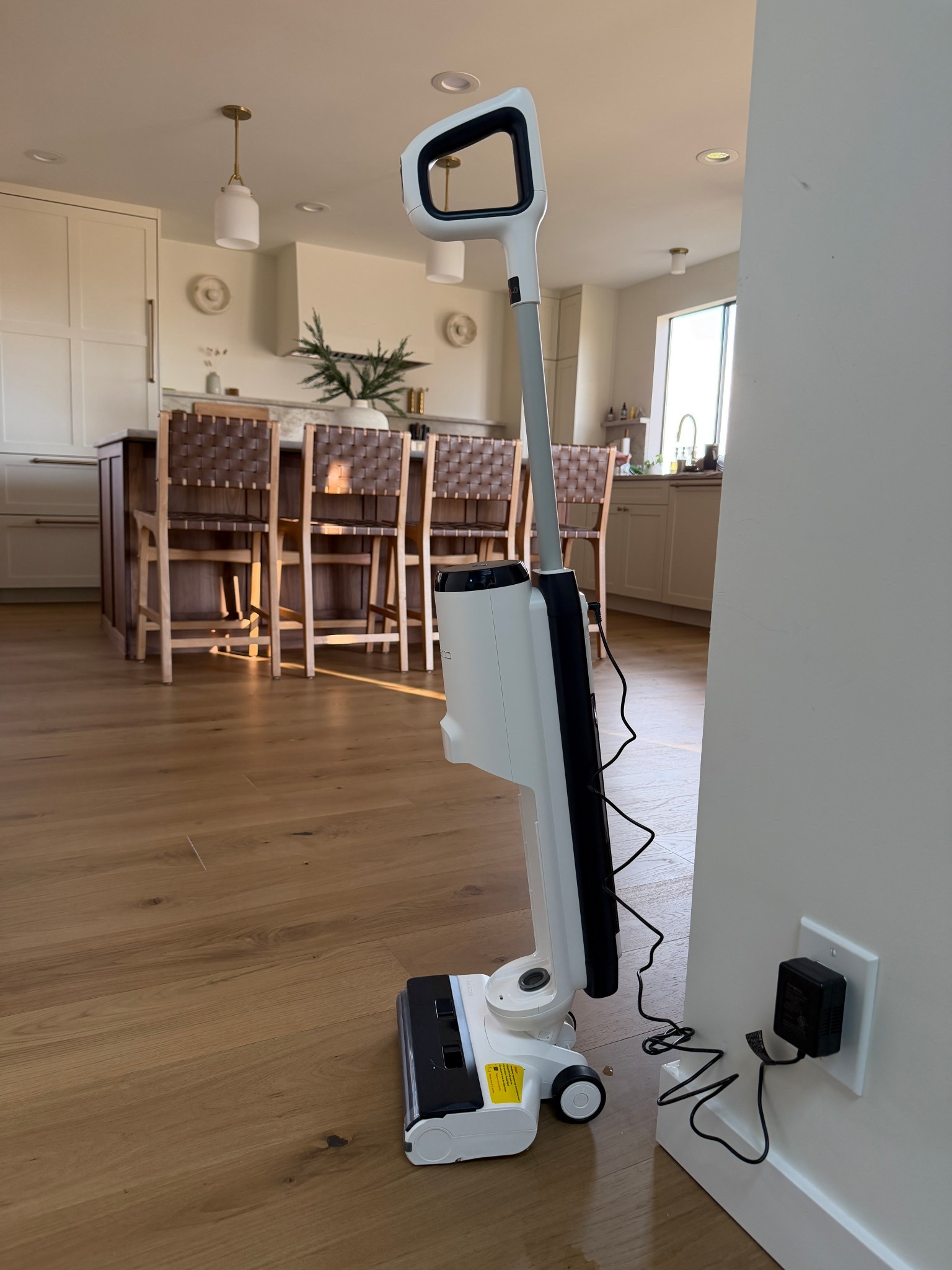 Best wet dry mop/ it works soooo well!!! 🧼🫧

#LTKmorningroutine #LTKHome #LTKSaleAlert