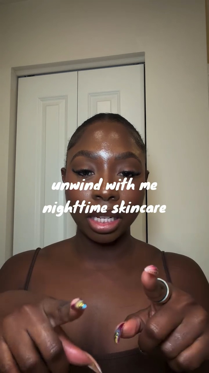 at the end of the day, the day gotta end but not before we take off the makeup! 

products 
@cerave cleansing balm
@garnierusa micellar water 
@cerave cream to foam face wash
@laneige_us cream skin 
@cerave night cream and eye cream
@vaselinebrand lip therapy 

#nightimeskincare #skincareroutine #affordableskincare #miamiinfluencer