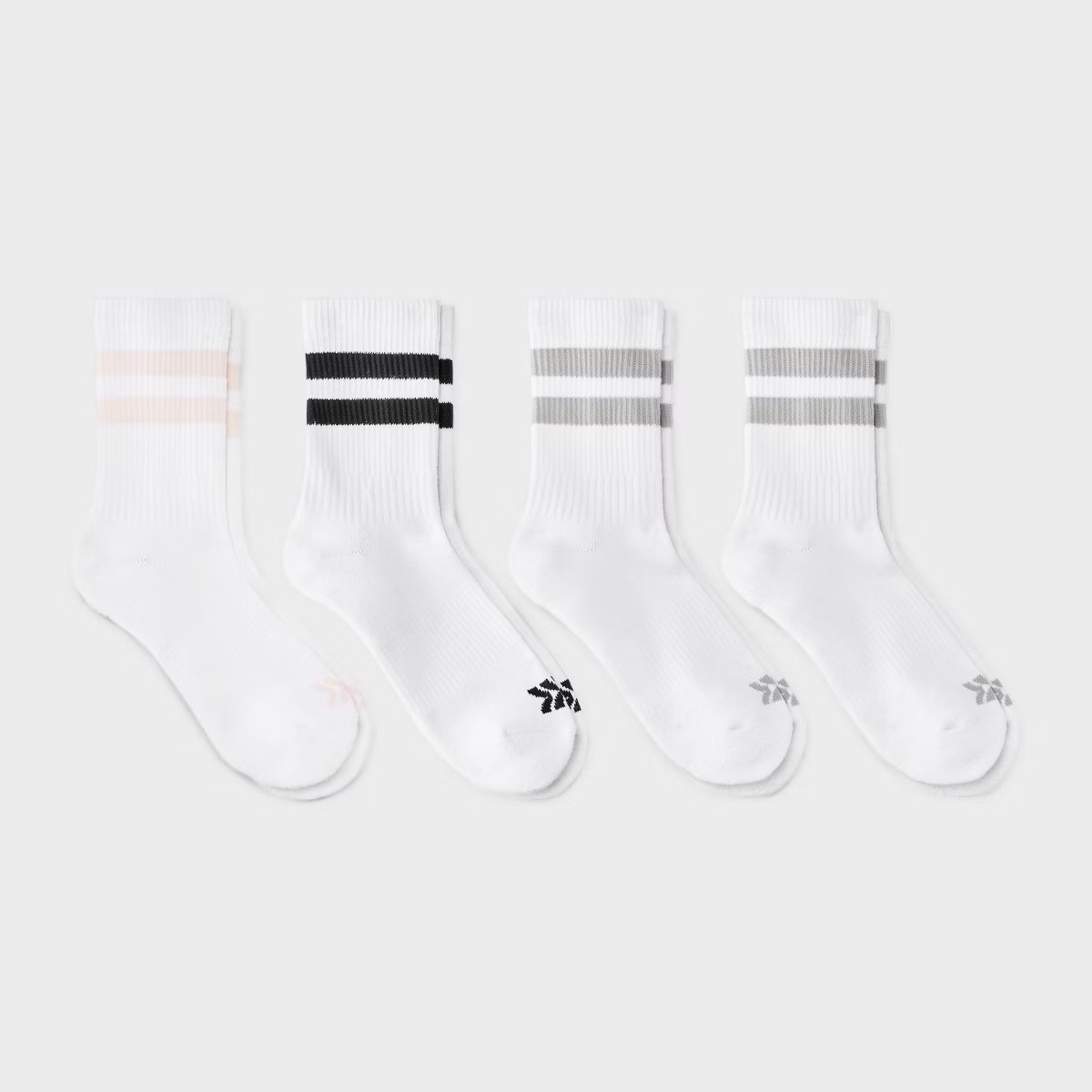 Women's Cushioned Varsity 4pk Short Crew Socks - All In Motion™ | Target