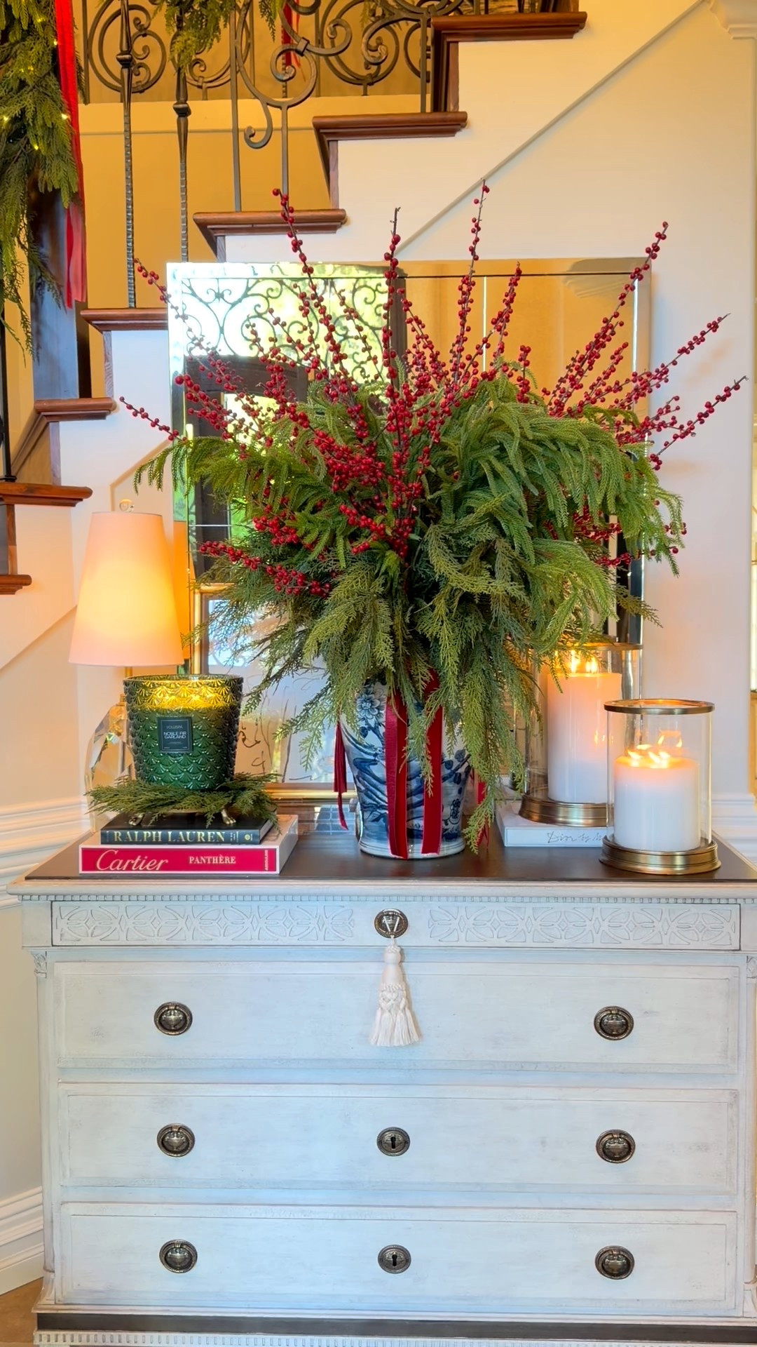 Make a welcoming entry for the Holidays 

#LTKHome #LTKHoliday #LTKSeasonal