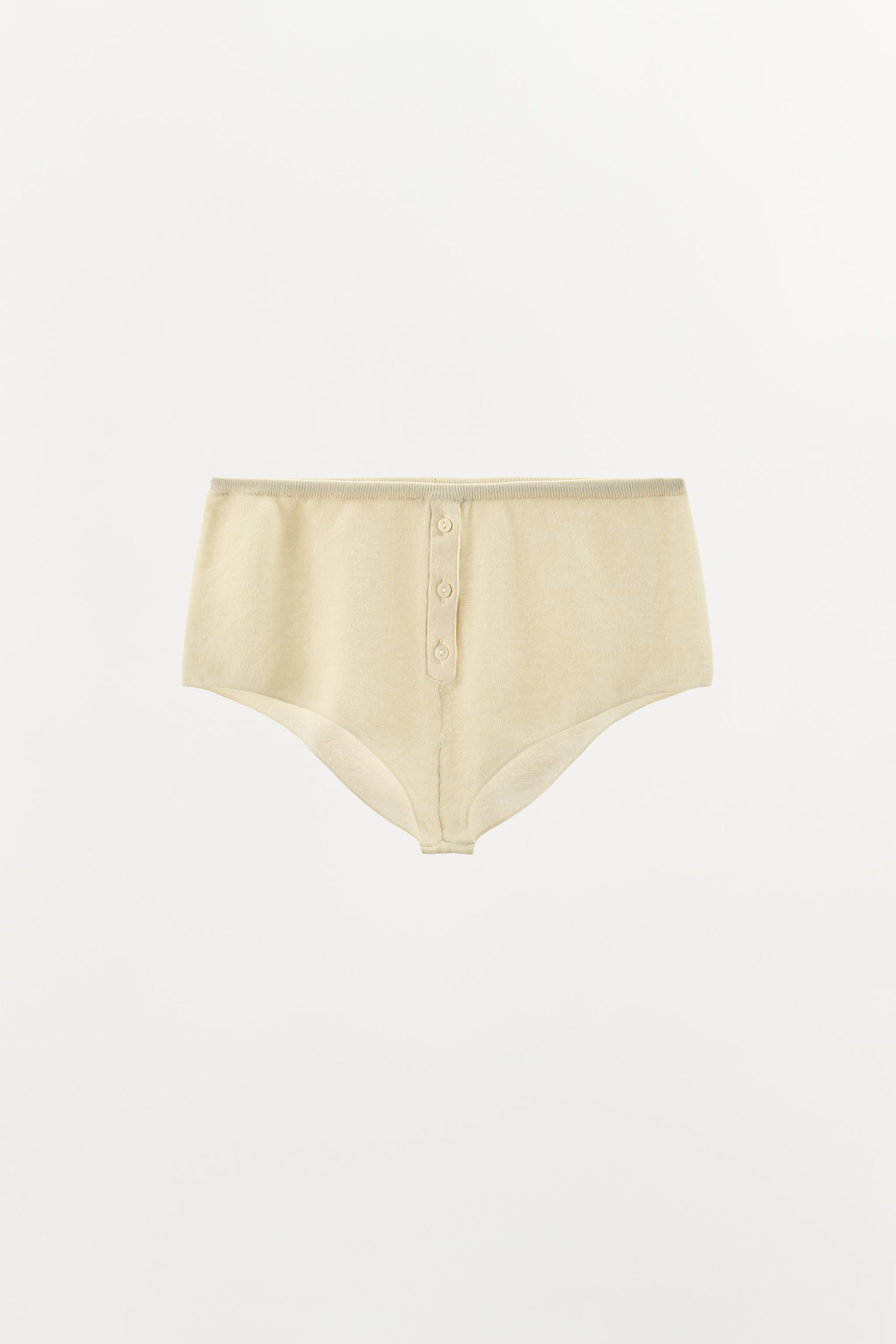 MINI SHORTS WITH COTTON BUTTONS | Zara US