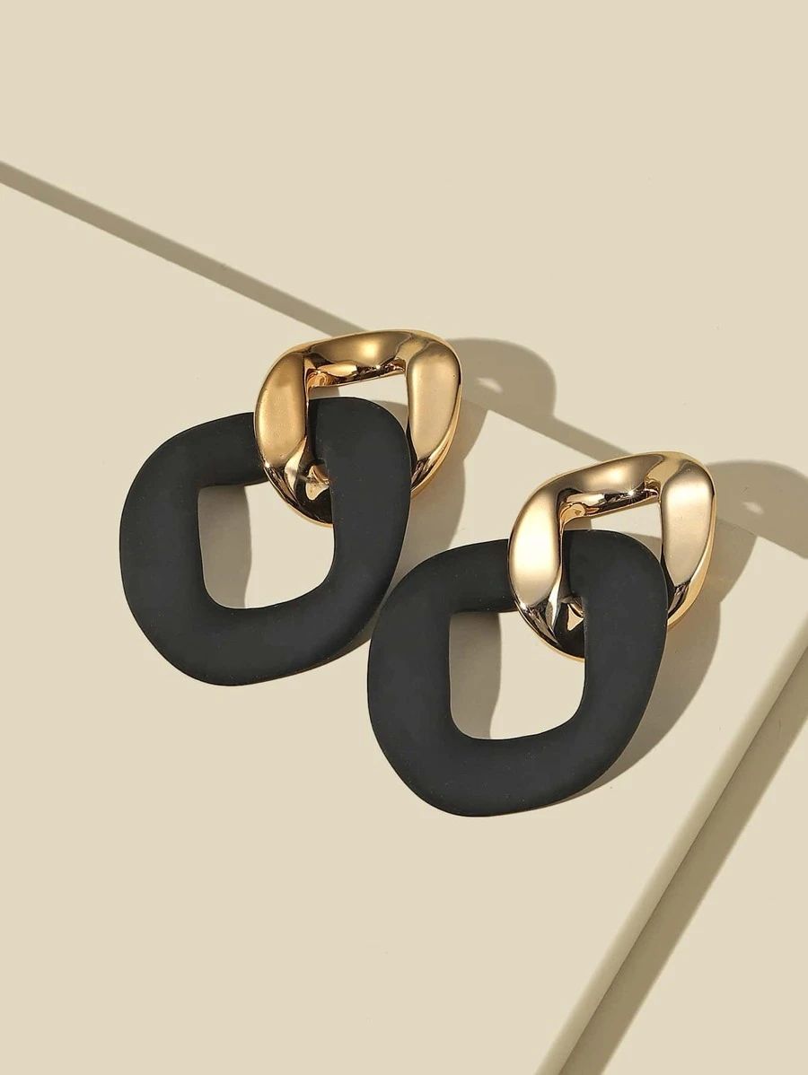 Two Tone Chain Design Drop Earrings SKU: swear18201118365(1000+ Reviews)$1.30$1.24Join for an Exc... | SHEIN