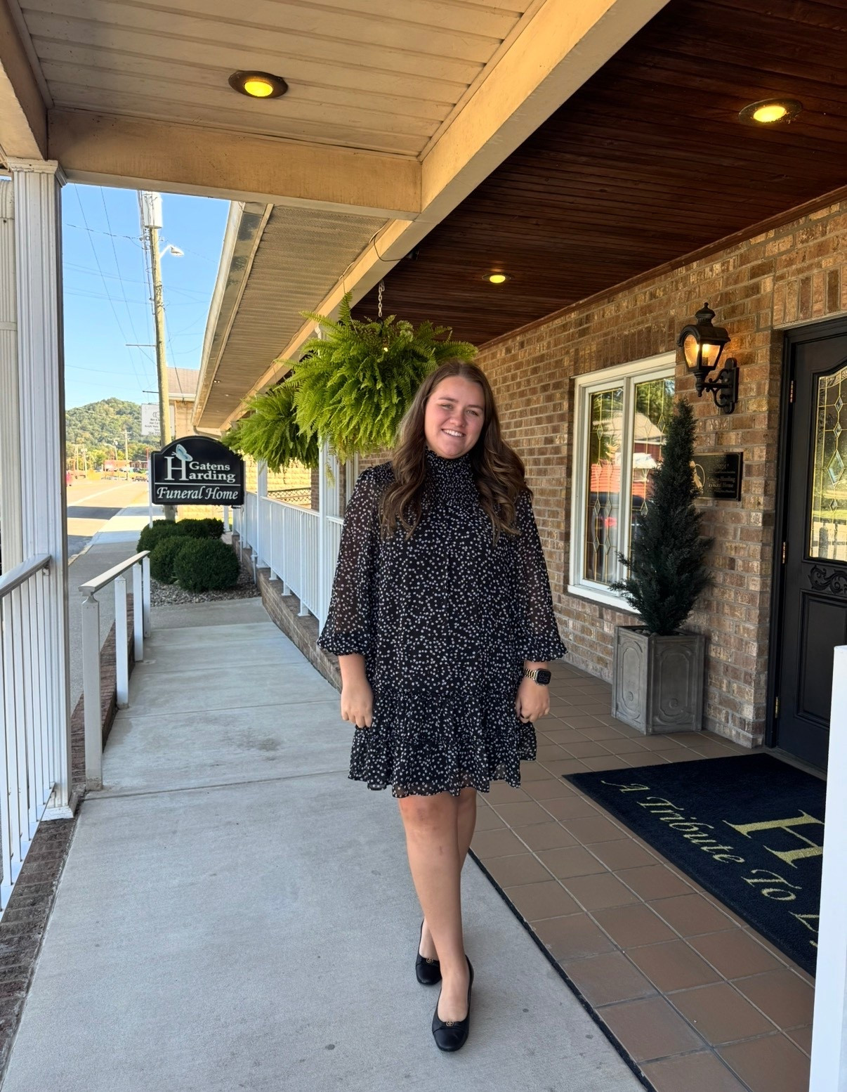 Workday dress I actually wear for long, busy days 🤍 Comfortable, professional, and easy to move in.

#LTKootd #LTKdayinmylife #LTKWorkwear