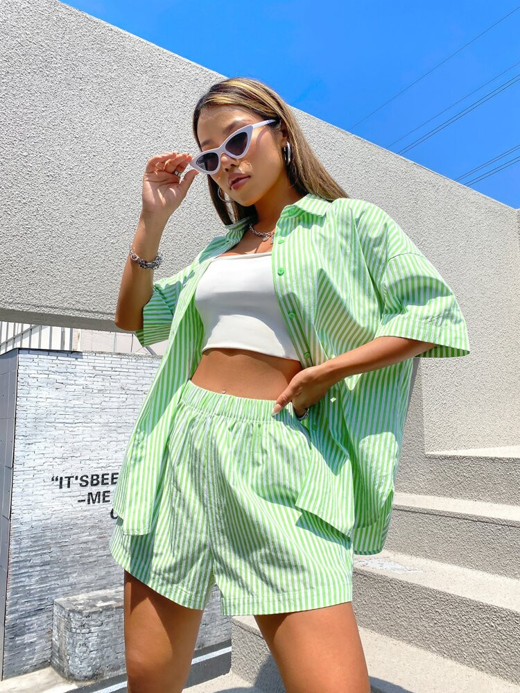 Striped Drop Shoulder Blouse & Shorts | SHEIN