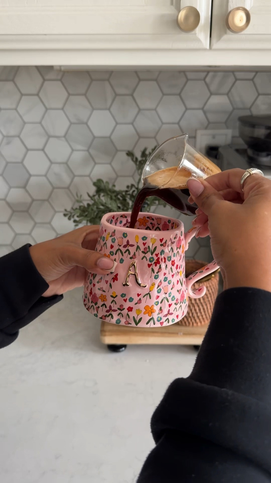 How pretty is my mug😍

#LTKOver40 #LTKHome #LTKselfcare