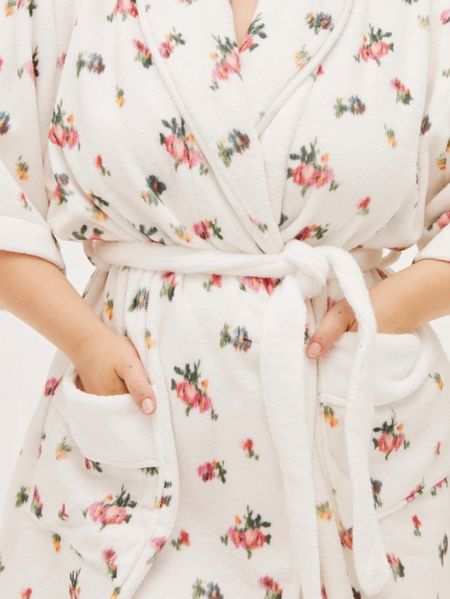 NEW Hill House short robe in their Pre-Fall print 🤎🍂 Available in womens, kids, and babies!!!! Linking some of my other faves of their pre-fall picks!

#LTKkids #LTKbeauty #LTKSeasonal