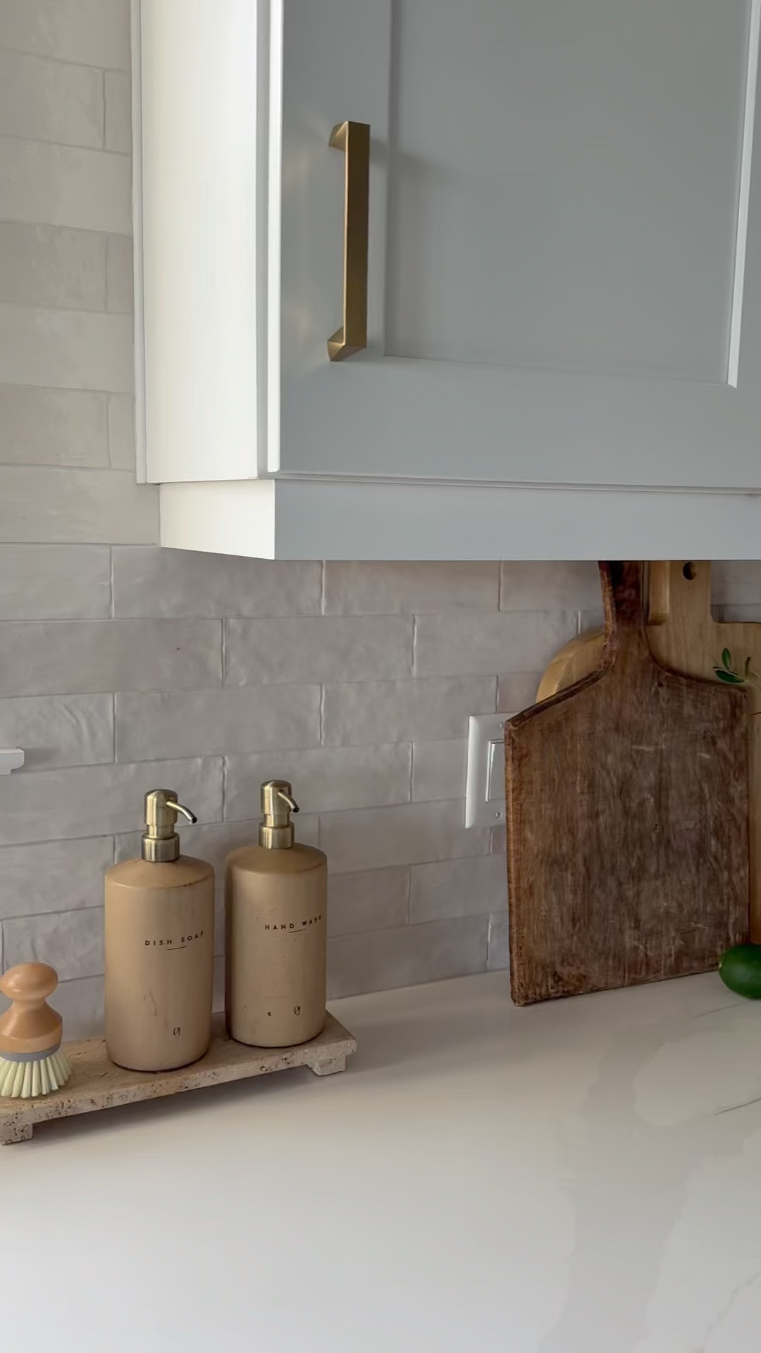 These stunning concrete dispensers @thepolishedjar are one-of-a-kind pieces. Each one is unique with subtle imperfections and natural textures. They NOW come in 5 neutral colors + a variety of pump options!
You can shop these at thepolishedjar.com and 
Use my code Housetohome10 at checkout!


#soapdispenser #luxurypieces #oneofakinddecor #kitchendecor #thepolishedjar