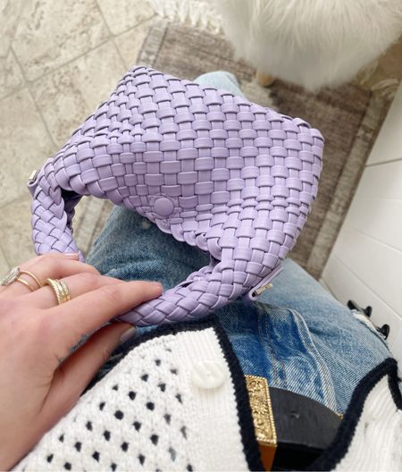 FASHION \ purple spring handbag find from Amazon!



#LTKfindsunder50 #LTKitbag #LTKSeasonal