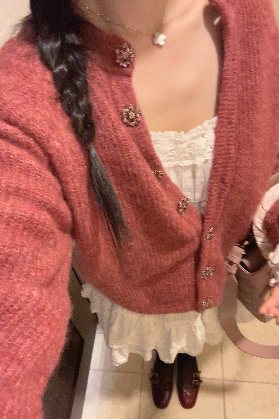 Áo len Sezane: Xxs
Váy loveshackfancy: Sold out
Giày Sezane: 6

#LTKshoes #LTKasia #LTKautumn