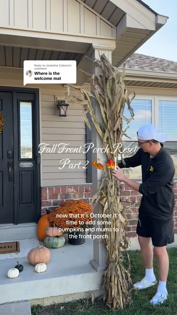 Fall front porch decor ☺️🤎 accent rug is from home goods, but linked similar option! 

#LTKHome #LTKStyleTip #LTKSeasonal