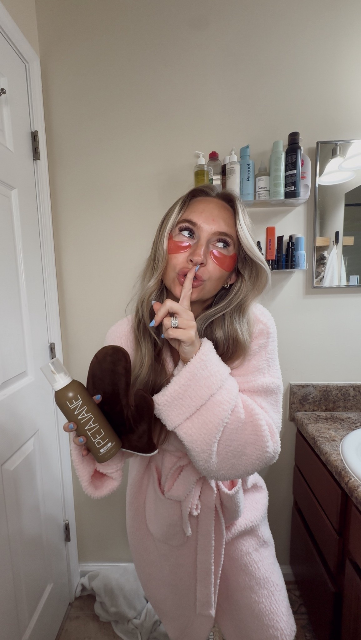 Am my favorite self tanning must haves if you do want to shop on pets Jane site use code : BABYLEXX27 it will save you a little $ 

#LTKgrwm #LTKselfcare #LTKmomlife