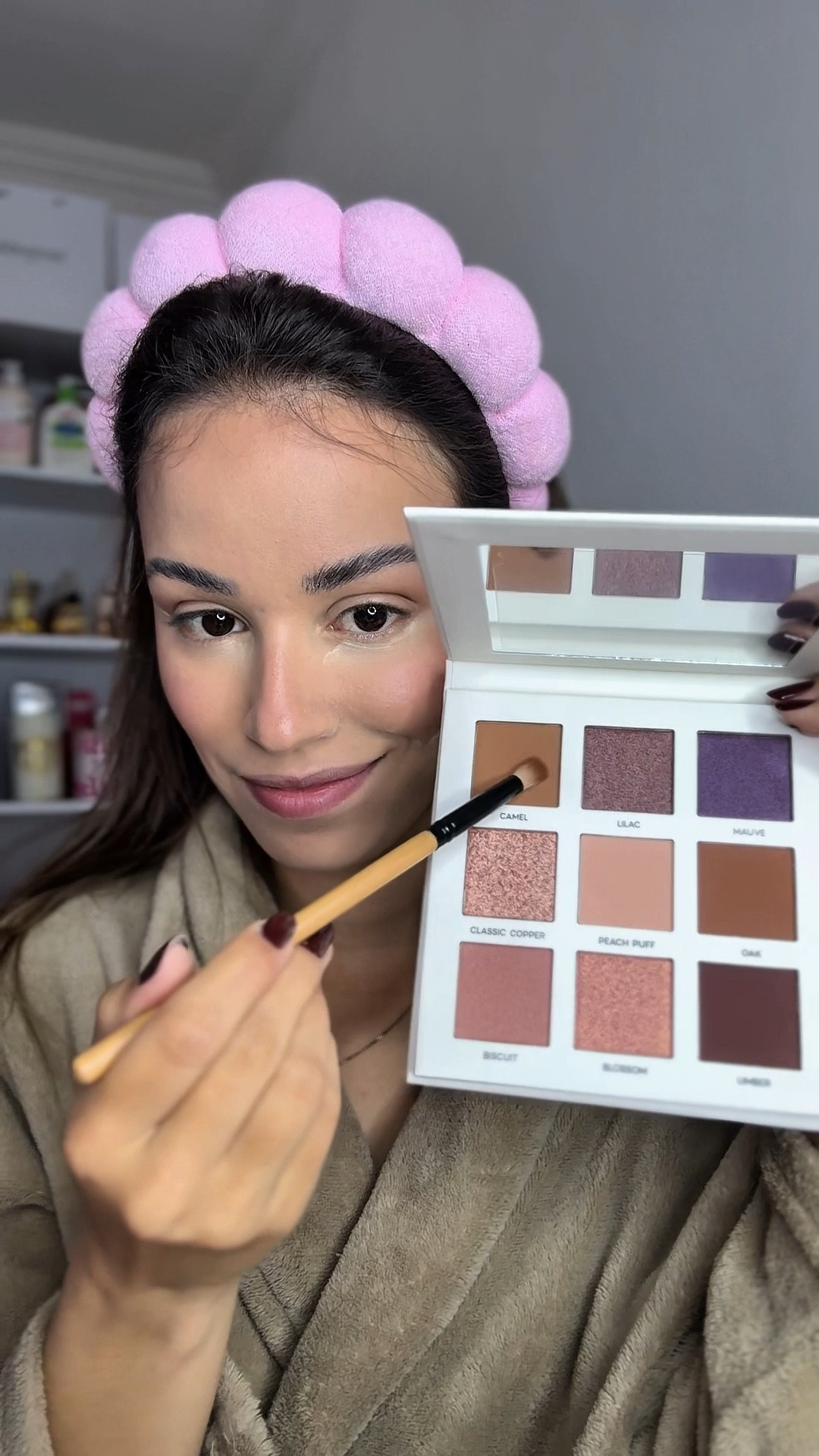 Base nacional, com FPS30 cobertura leve e fica mega confortável na pele