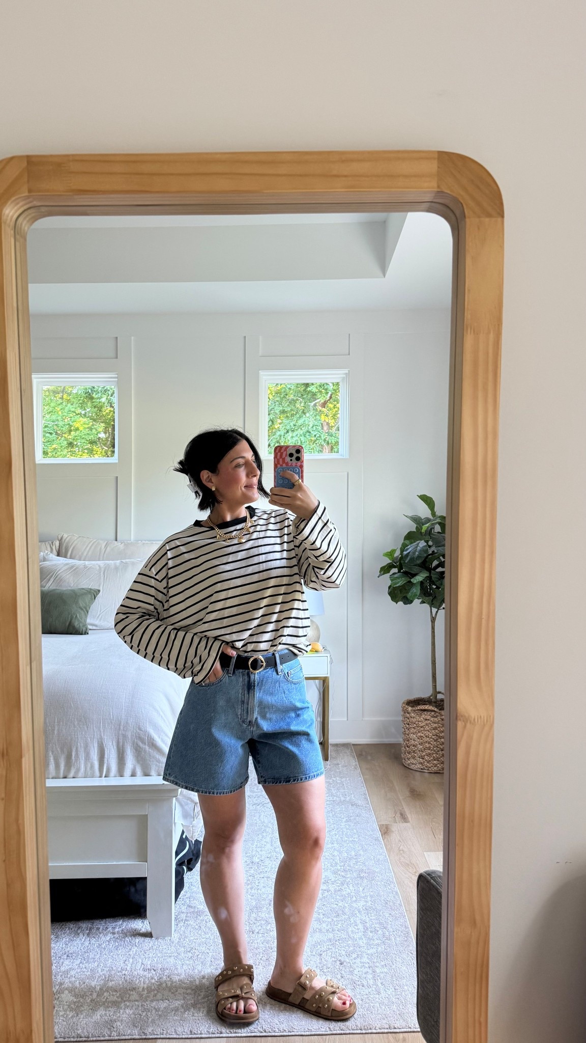 casual spring & summer elevated, but sophisticated 

top: medium
shorts : 28

#LTKSeasonal #LTKStyleTip #LTKFindsUnder100