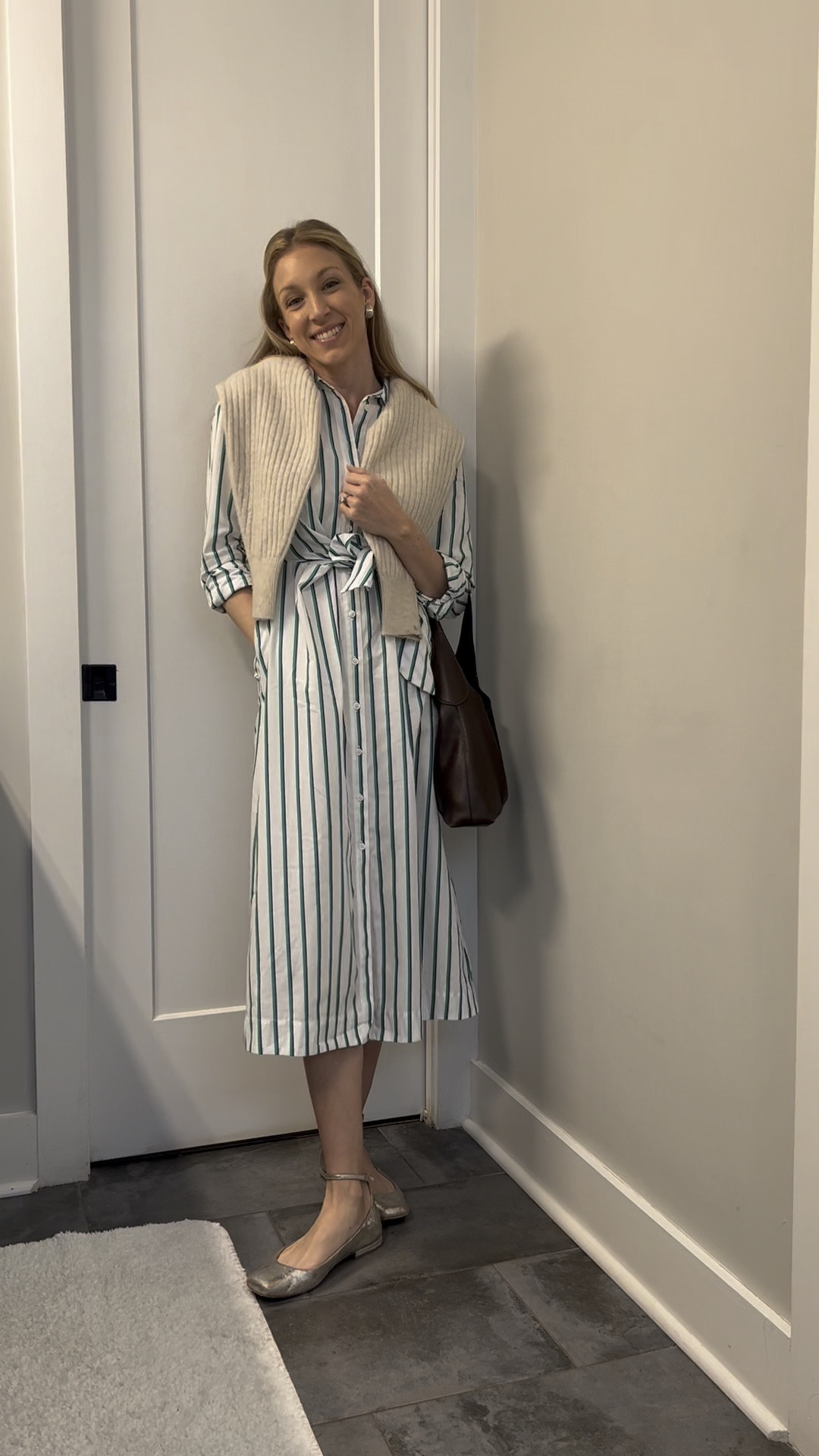 An office look!

Corporate outfit
Office outfit
Outfit of the day


#LTKWorkwear #LTKWatchNow #LTKStyleTip