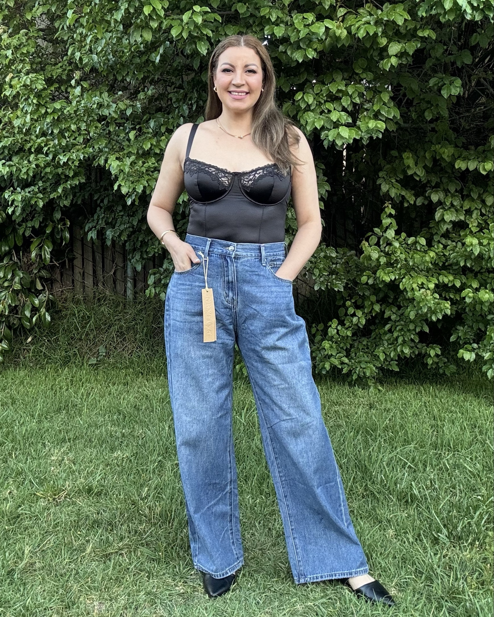 Jeans holgados ajustables para mujer, diseño de pretina con botones a presión, pierna recta ancha, tiro alto, de mezclilla Y2K


#LTKSeasonal #LTKSaleAlert #LTKMidsize