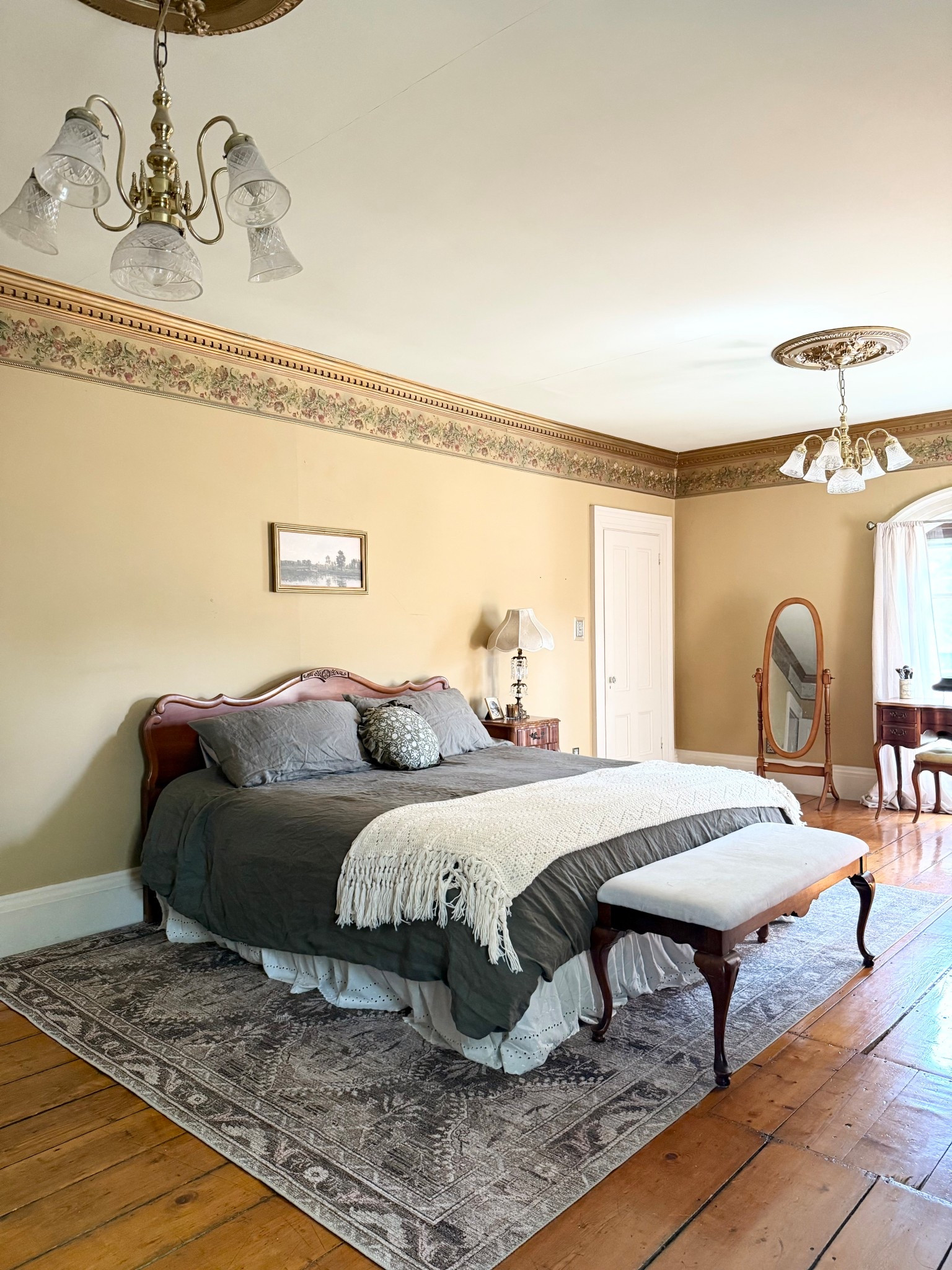 Obsessing over our bedding from Quince, linking my favorite cozy bedding here! 

#LTKHome #LTKSeasonal #LTKFindsUnder100