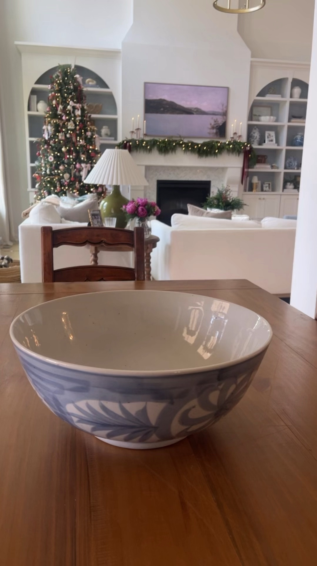 A beautiful, extra large blue and white bowl from Amazon- perfect for a dining room table, kitchen island or coffee table. Pretty empty but could fill with potted bulbs, ornaments during the holidays or moss! 

Grandmillennial blue and white decor, traditional home, kitchen styling, pitching decor, dining room decor, dining room table, home decor, interior design, classic home decor styling, Southern home, home design, coffee table decor, coffee table styling 