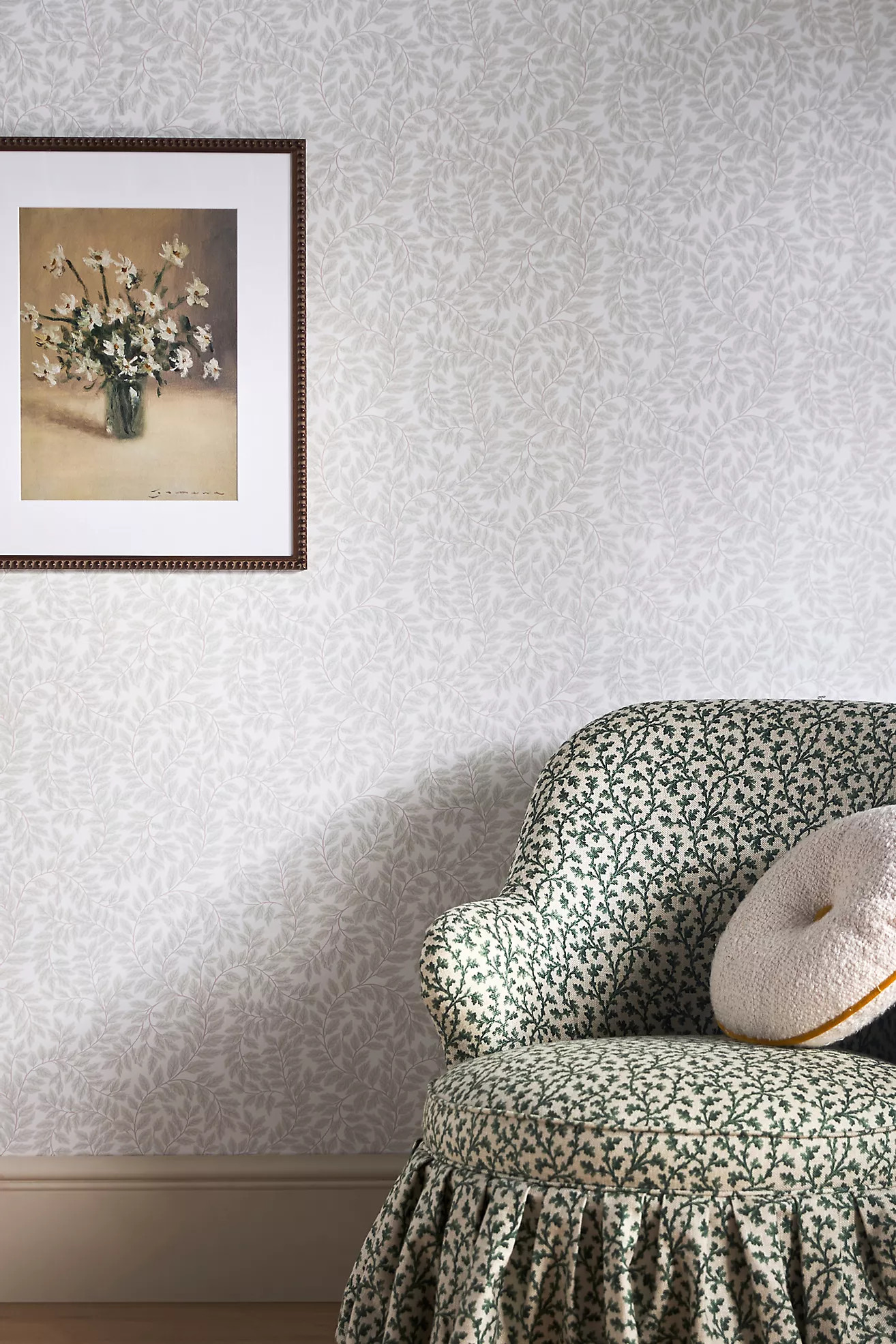Lindlöv Leafy Vines Wallpaper | Anthropologie (US)