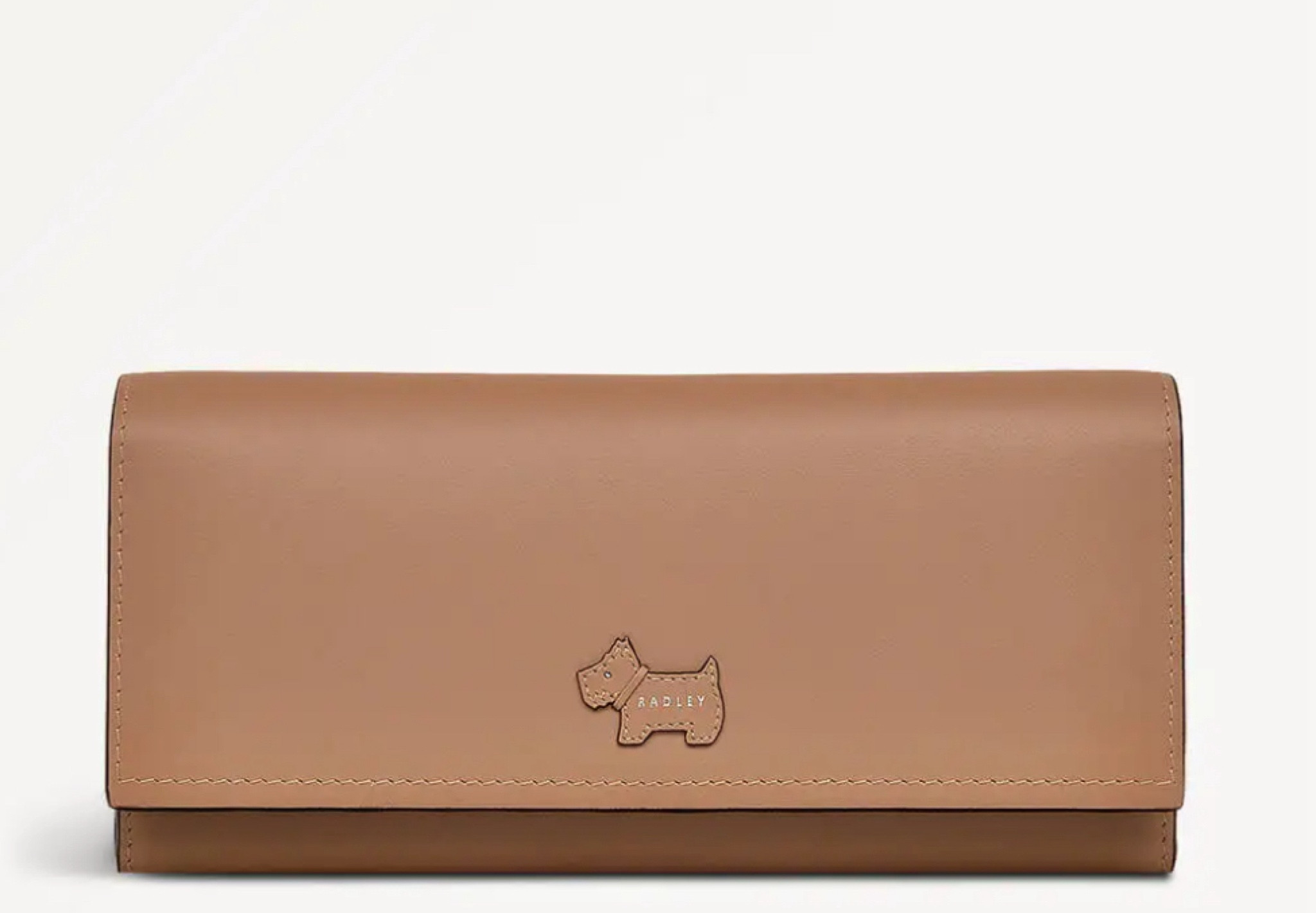 The chic wallet!
Oh and the color!
XOXO Poshteacher💛

#LTKItBag #LTKTravel #LTKSaleAlert
