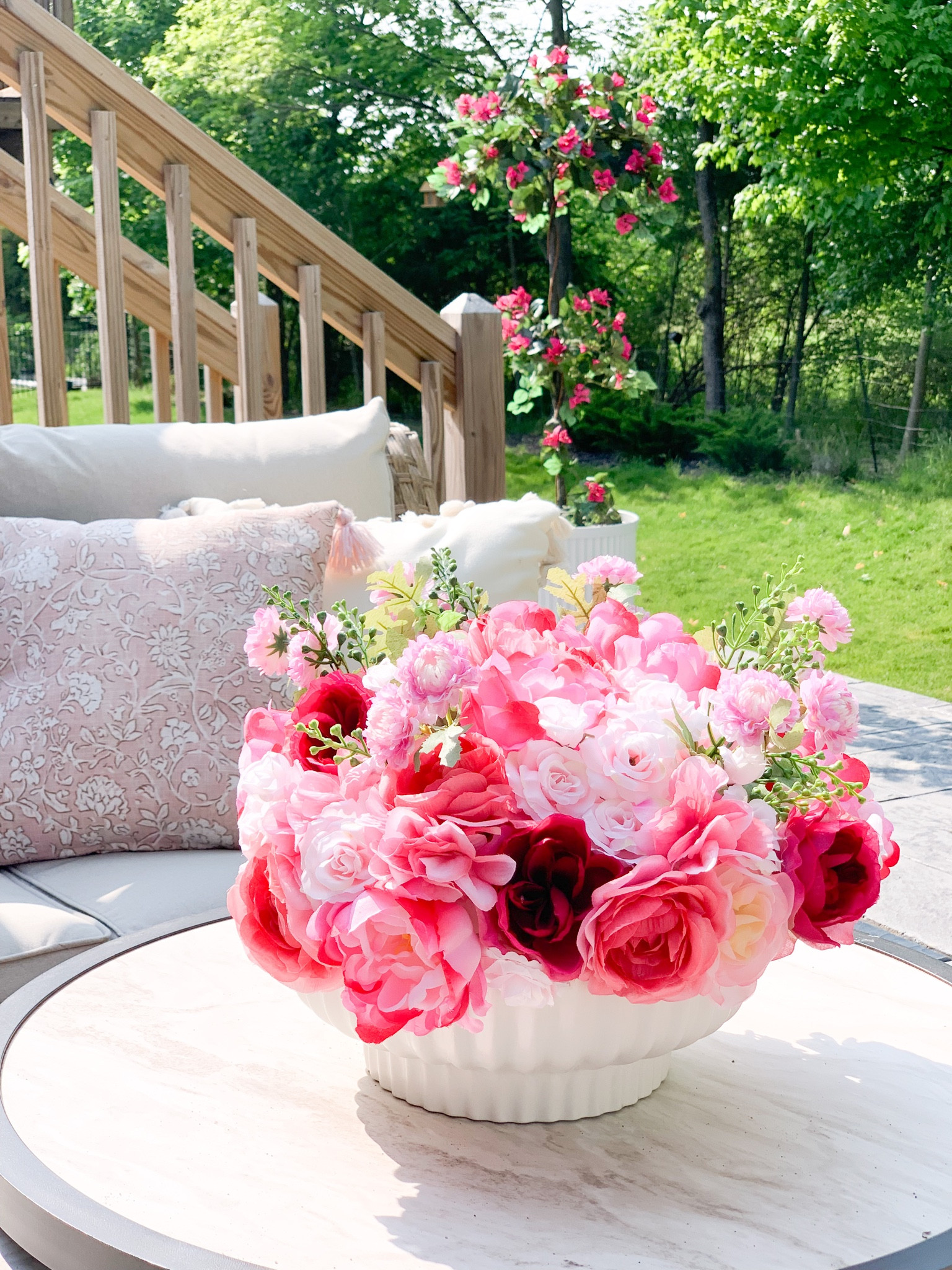 Outdoor living
Coffee table
White planter
Faux flowers 
Outdoor couch
Conversation set
Pink home decor
Outdoor throw pillows
Target home
Amazon finds
Faux topiary 
Patio furniture 


#LTKFind #LTKhome #LTKstyletip