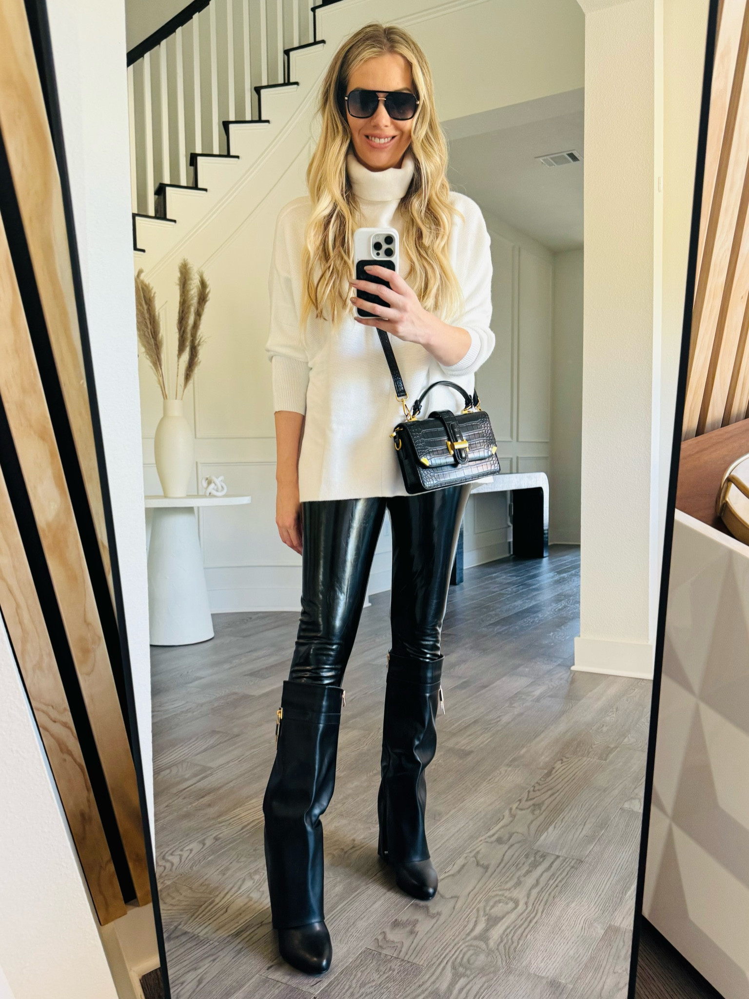 Amazon Fall Look / Sweater, Bag, Sunglasses and Leggings are all on sale for Prime Big Deal Days

#LTKxPrimeDay