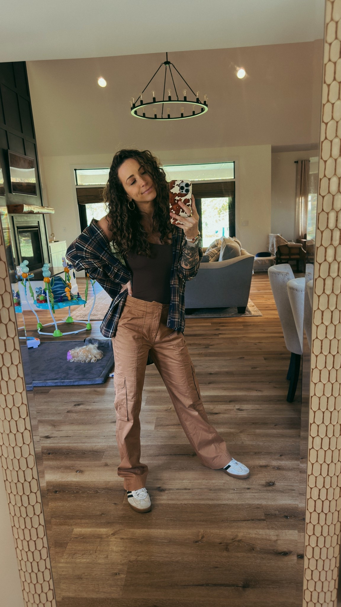 Cute & cozy fall mom style!

#LTKSeasonal