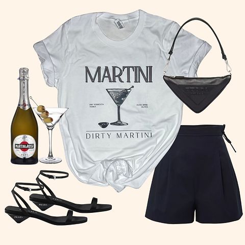 Dirty Martini T-shirt (Vintage Feel) | Sassy Queen