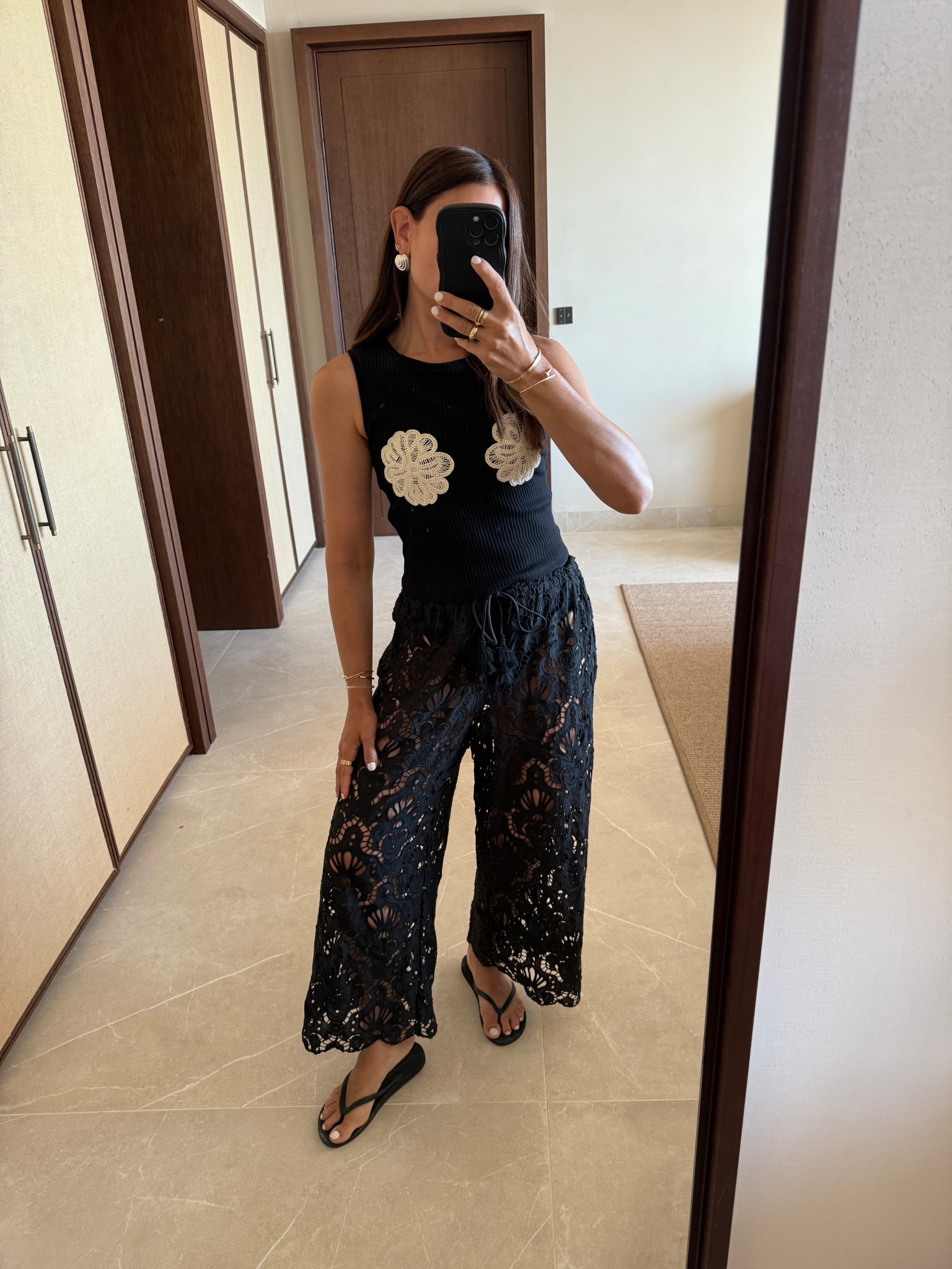 Beach day ready 🖤