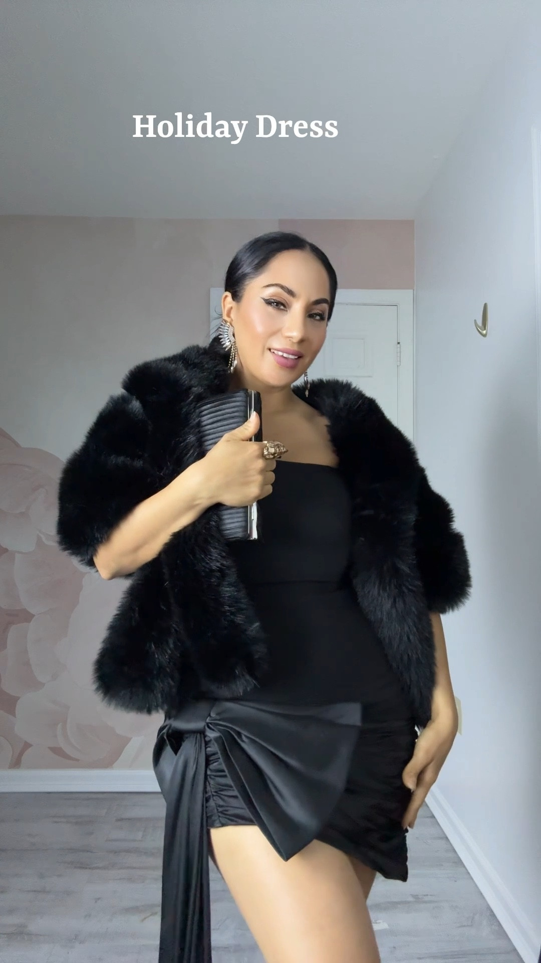 Holiday Party Dress 🎁

#LTKPetite #LTKgrwm #LTKHoliday