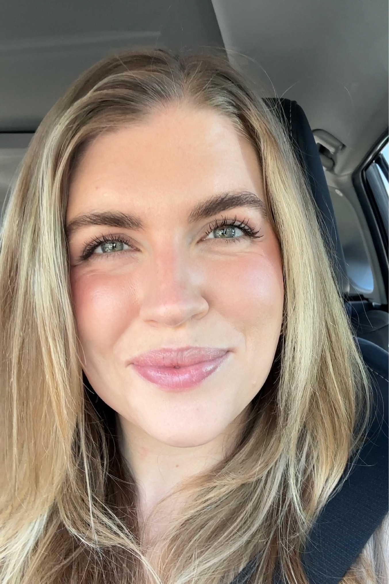 The makeup routine that changed my life! I finally found a routine that helps my skin look like skin and brings out some natural luminosity! I love makeup that feels good on the skin, lasts all day, and looks super effortless and natural. 🫶🏻

#LTKbeauty