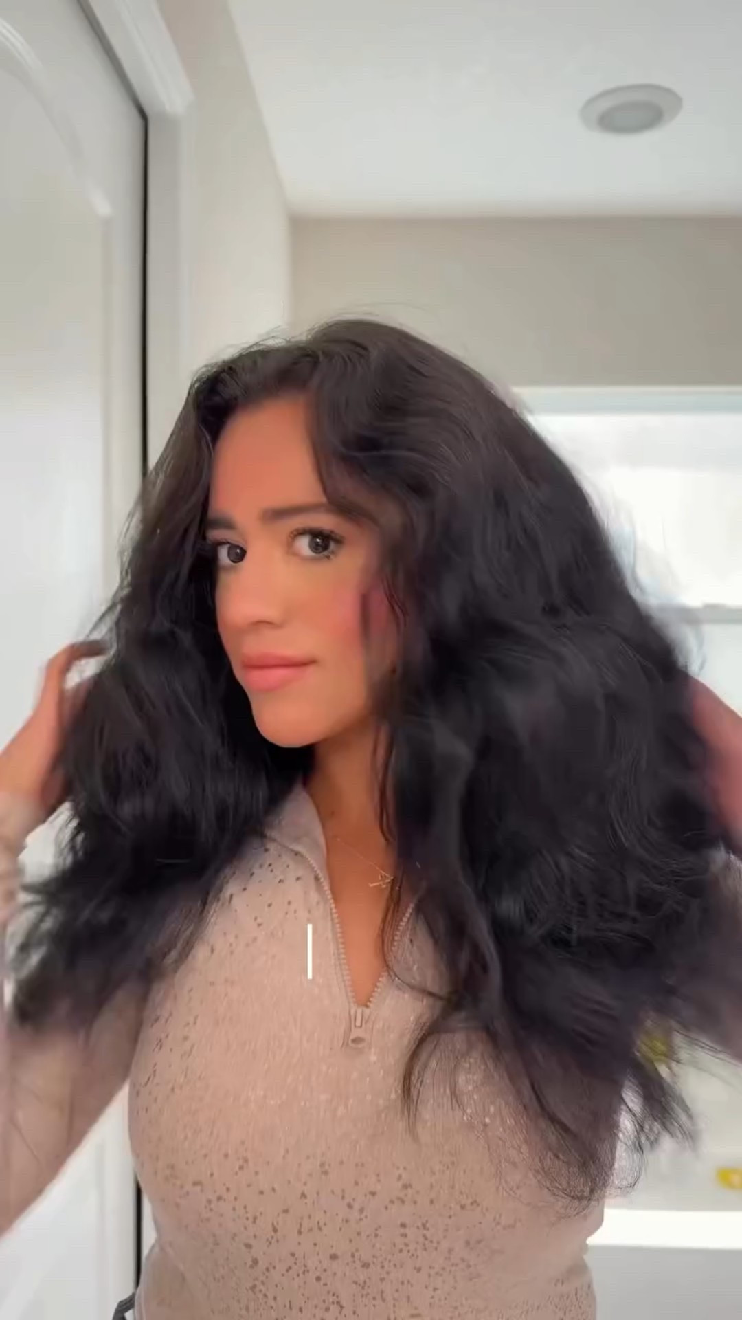 grwm with the TYMO STYLUX😍🌟🎉 @tymo_fashiontech #tymo #tymobeauty #curlstymo #cardibxtymo #thermalbrush #blowout #blowouts #blowoutstyles #blowoutathome #salonresults #amazonprimedeals #hairtools #forsale 

🔗 Link in bio to shop!

#LTKStyleTip #LTKBeauty #LTKFindsUnder50