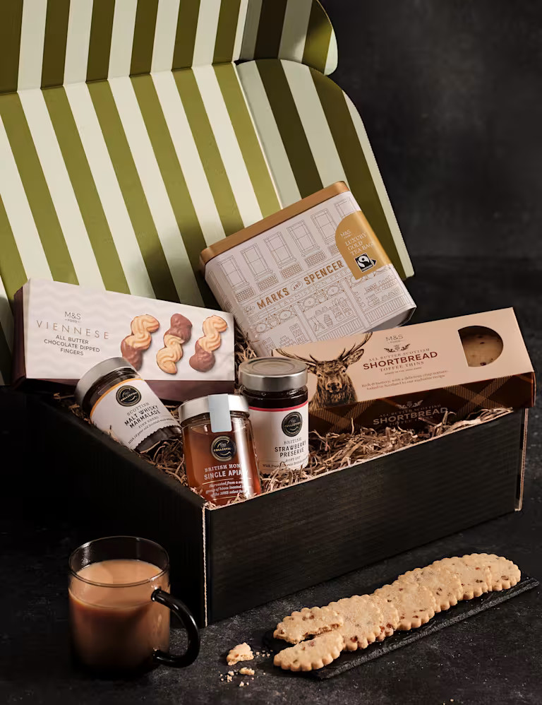 Tea & Treats Gift Bag | Marks & Spencer (UK)
