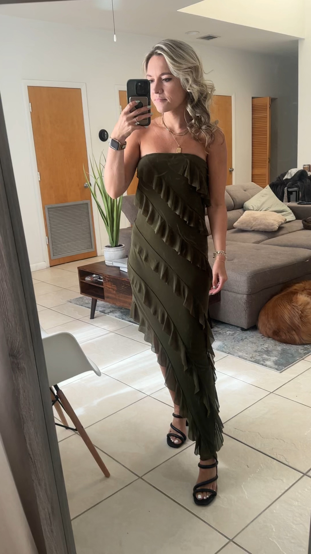 Wedding guest dress! Dark green wearing size Xs

#LTKWedding #LTKPetite #LTKFindsUnder50