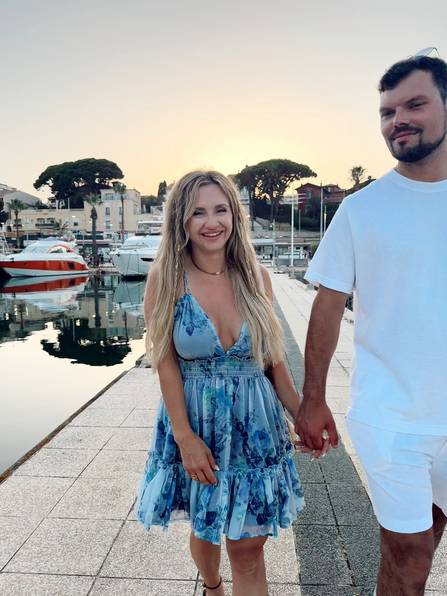 Bandol, France was magical. Love this dress I rocked from Lulus- sexy , flirty and perfect for that South of France vibe 🇫🇷 🥳