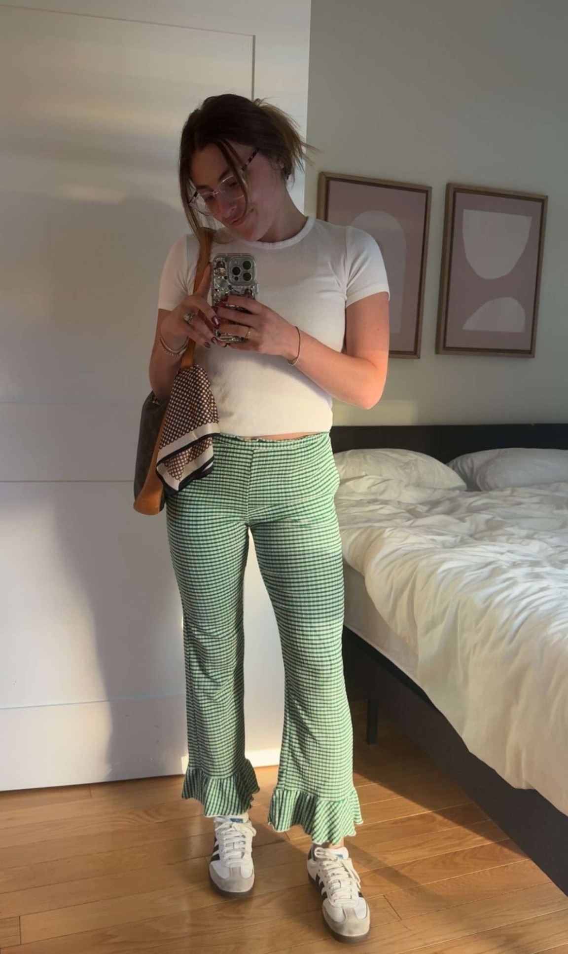 Another #OOTG

Love these ruffle pants from Urban Outfitters - tagging poshmark linkss