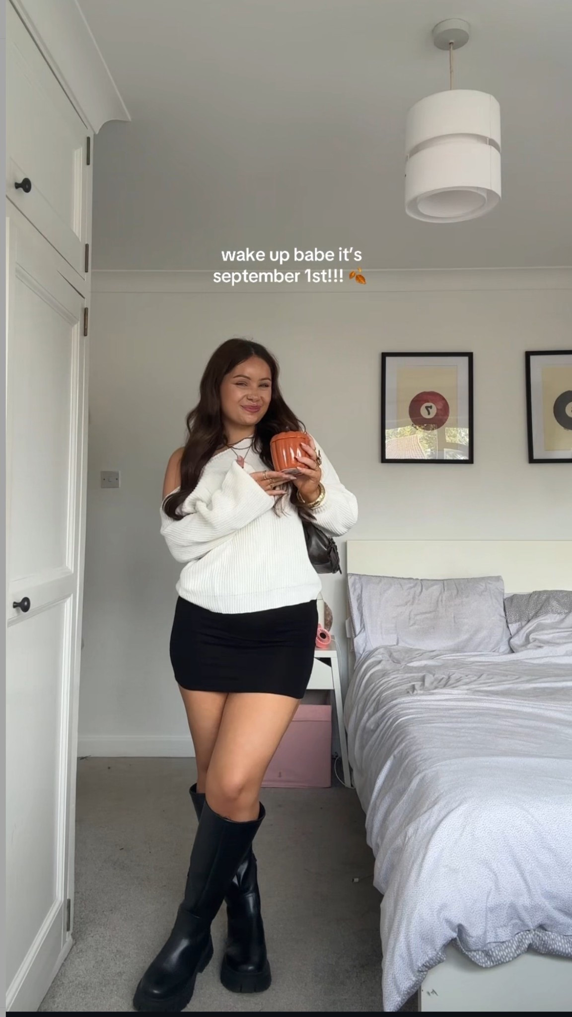 couldn’t find the exact pieces i’m wearing as they’re sold out BUT i’ve 
linked lots of similar options!!

ASOS’s wide fit boots are my absolute go to for wide calves, i wear my normal shoe size & they fit perfectly 😙

#LTKmidsize #LTKshoes #LTKautumn