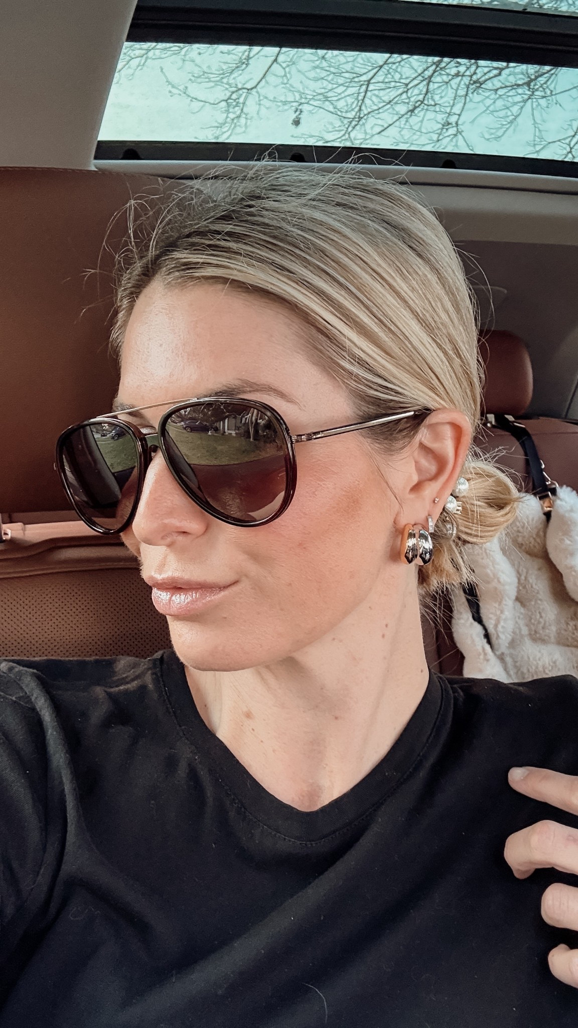 My go-to earrings that elevate every look 🤍

#earrings #jewelry #accessories #fashion #style #everydaystyle