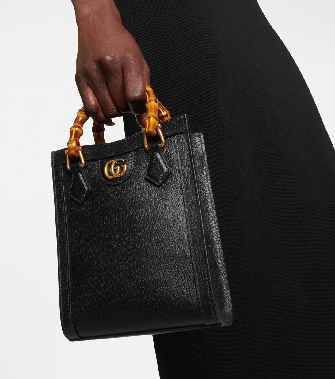 Tote Diana aus Leder | Mytheresa (DACH)