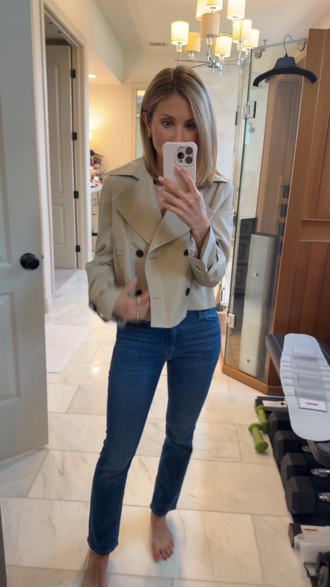 The best crop trench coat. Wearing a 2XS it runs small

#LTKOver40 #LTKStyleTip #LTKPetite