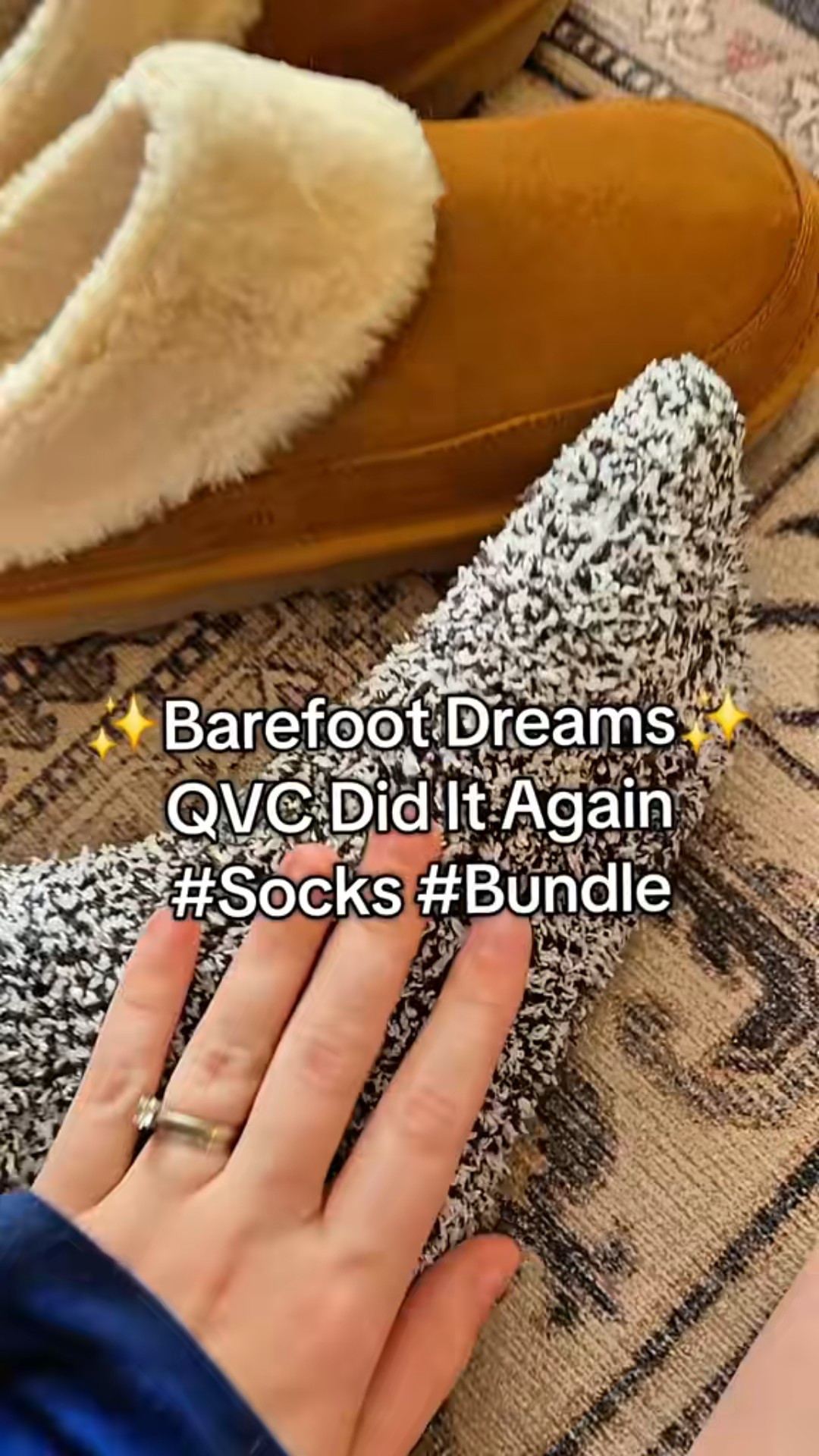 Barefoot dreams!! Cozy and plush socks! 

#LTKmomlife #LTKSaleAlert #LTKGiftGuide