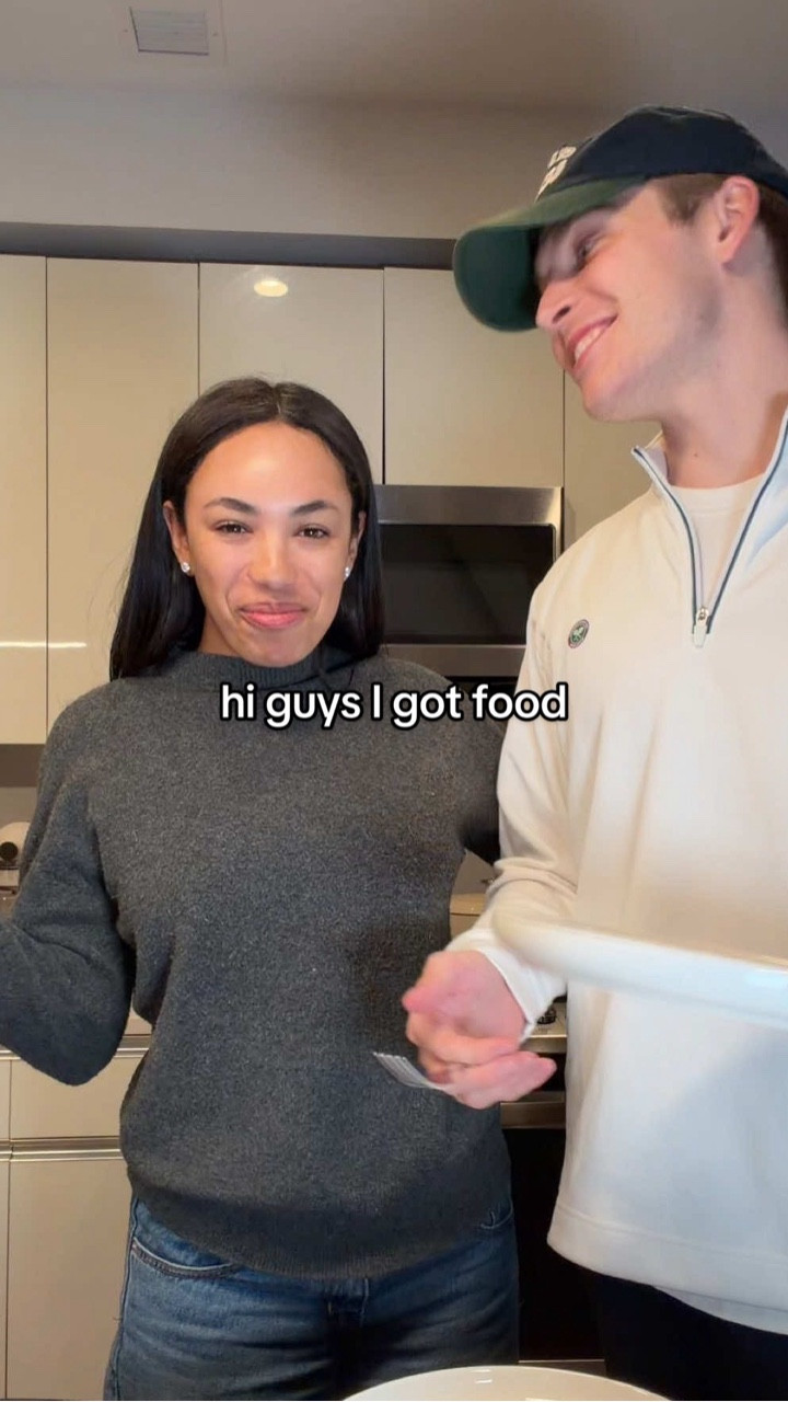 I’m such a good cook!

Love a cozy sweater for chilly nights and this one is perfect!

#LTKSeasonal #LTKStyleTip