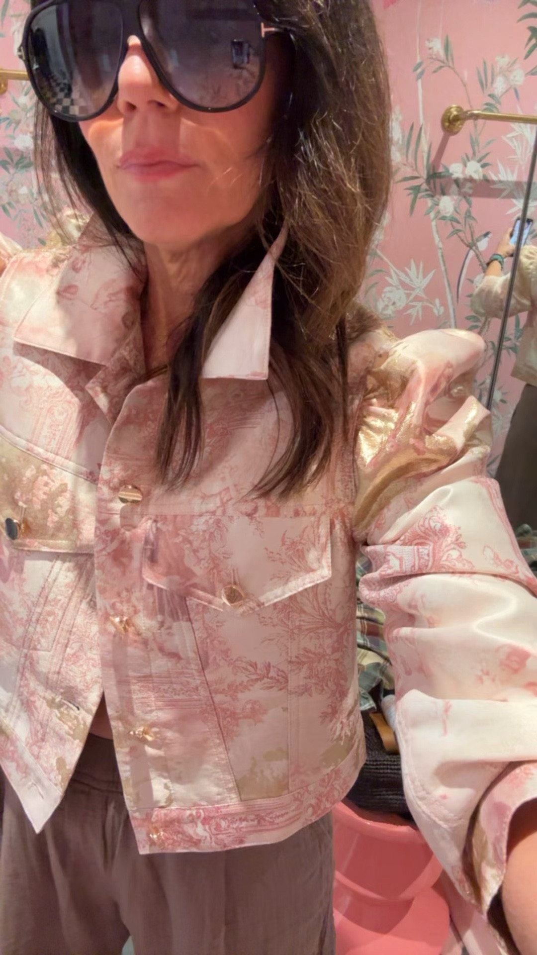 Talk about a jacket th at mara you feel so soft and feminine 💕💕
Wearing size medium 

#LTKTravel #LTKWedding #LTKWorkwear